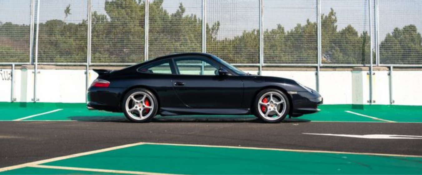 996 Carrera in black, side profile